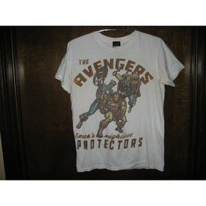Mens Marvel The Avengers Earth's Mightiest Protectors White T-Shirt UNIQUE SZ S